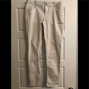 Off white skinny jeans!